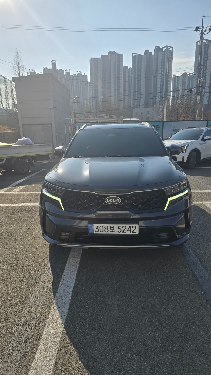 KIA SORENTO photo 2