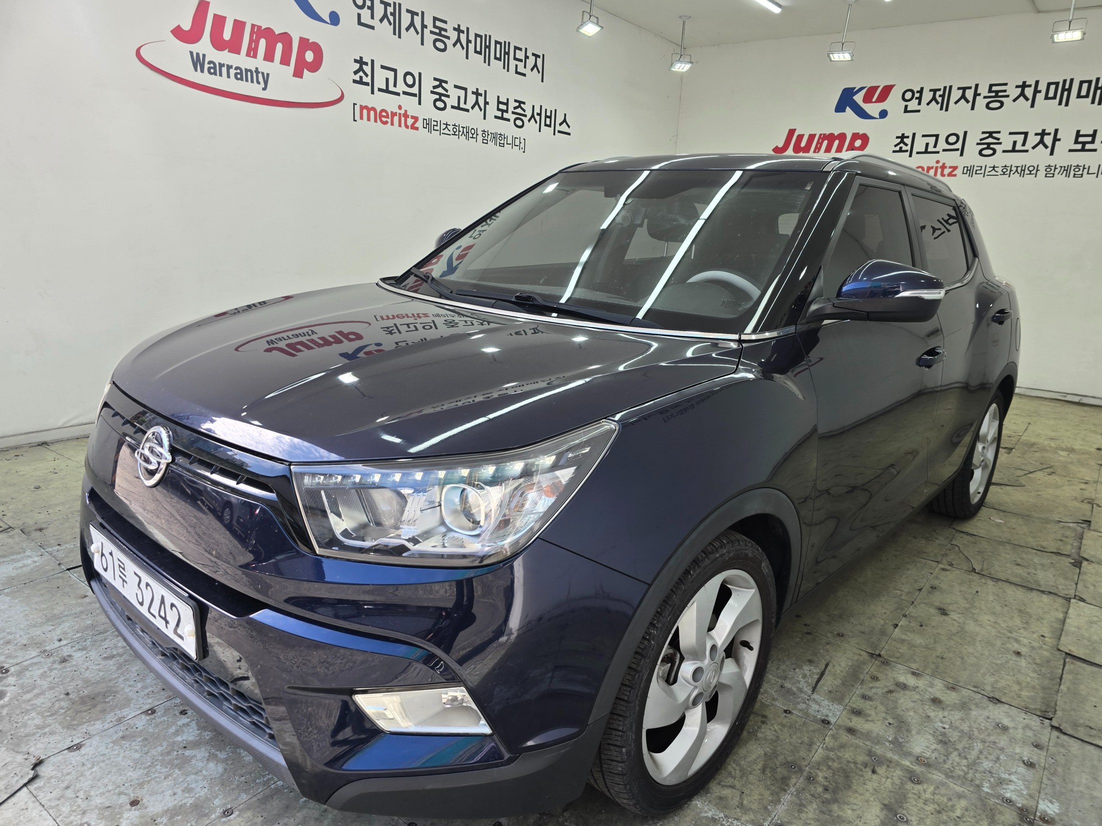 SSANGYONG TIVOLI 2015