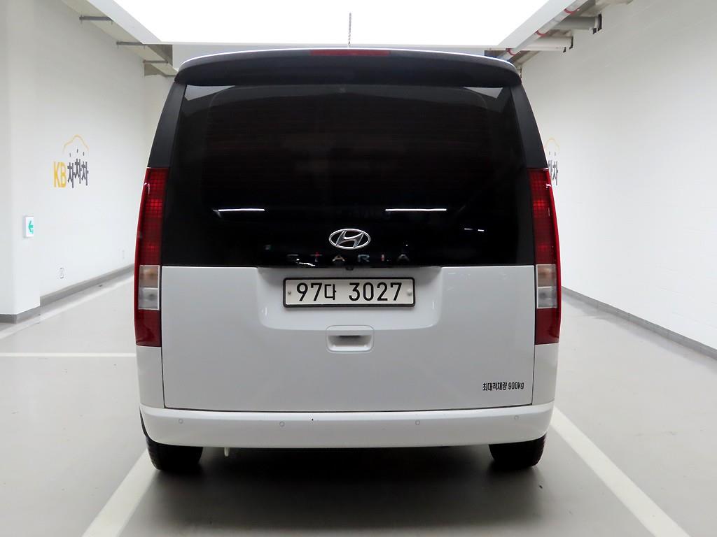Mazda Bongo rear view