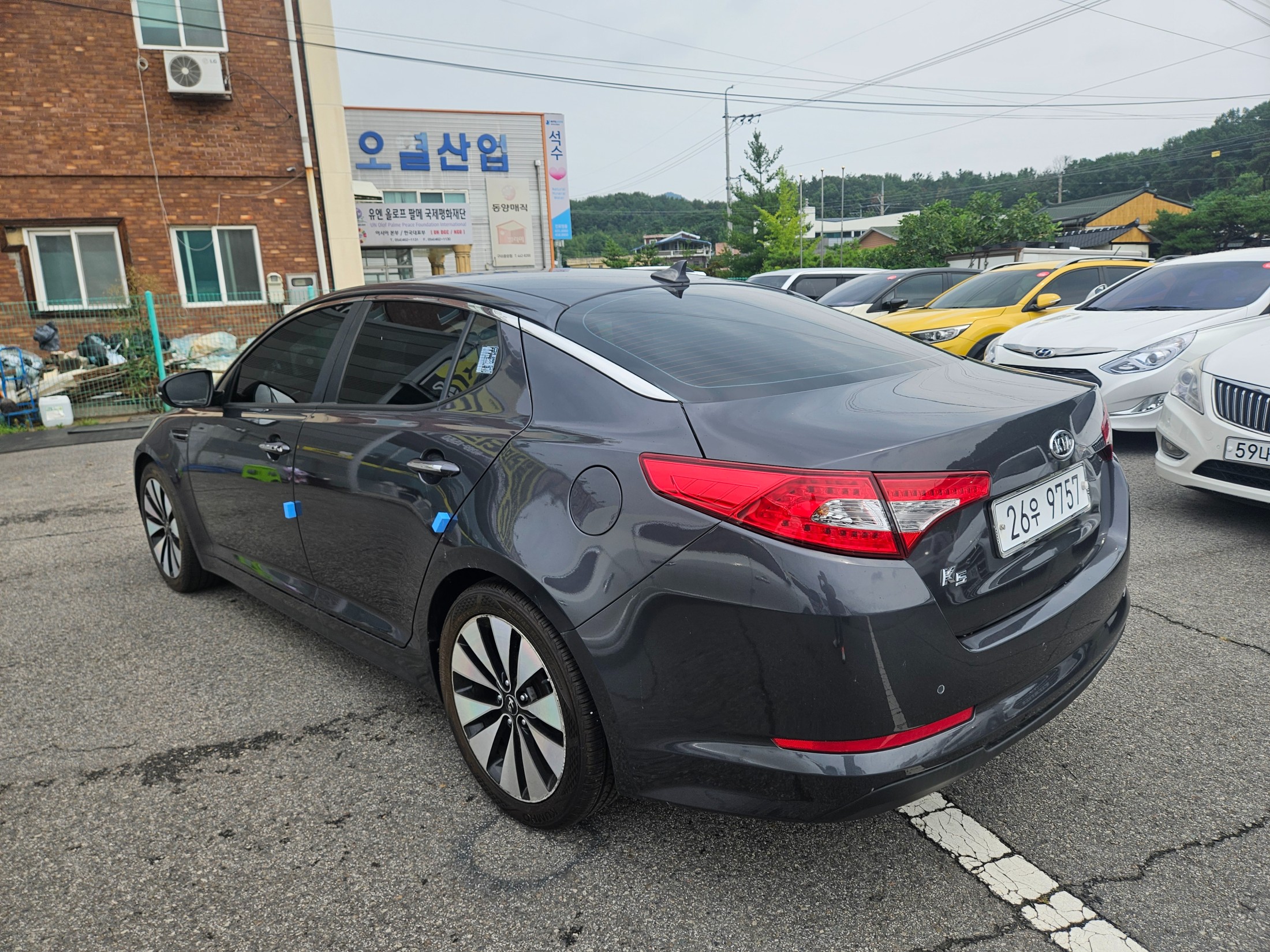 KIA K5 photo 2