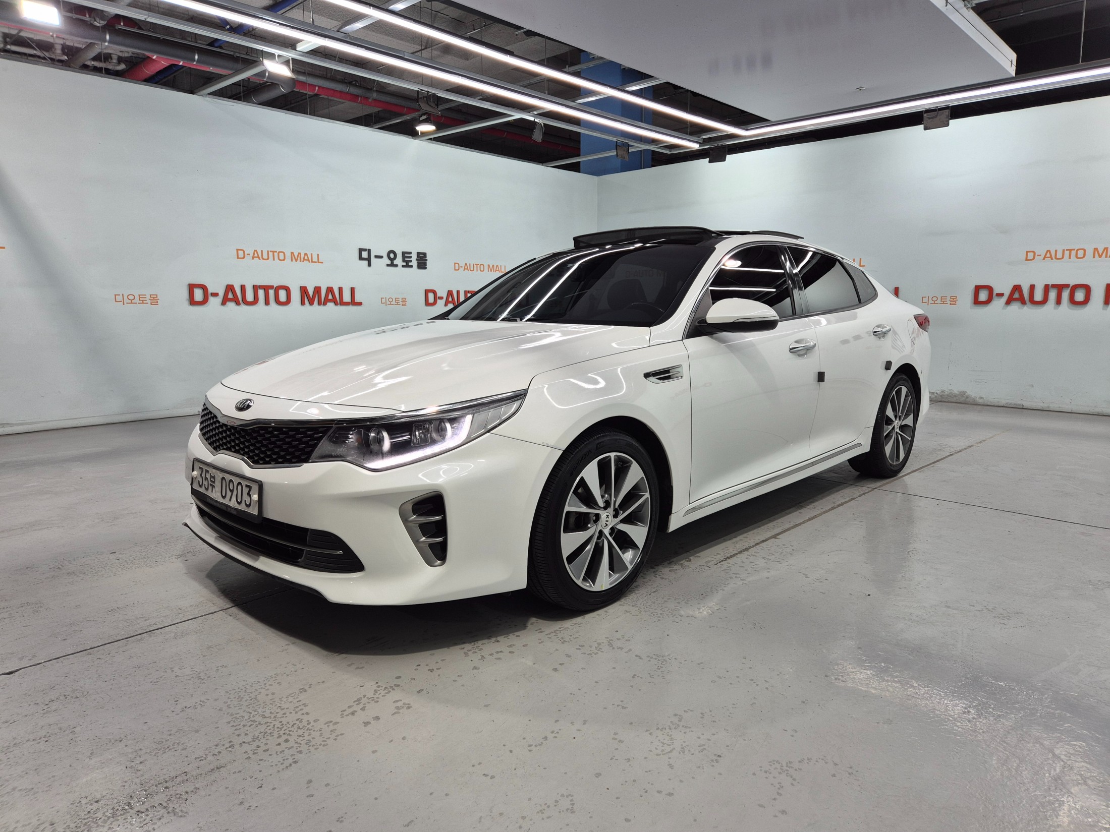 KIA K5