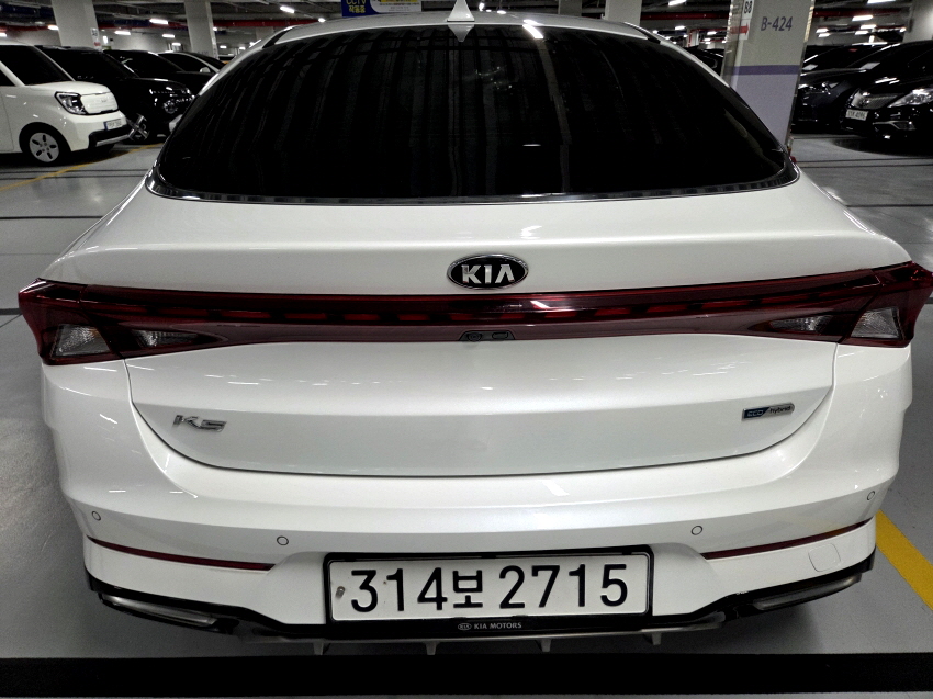 KIA K5 photo 3