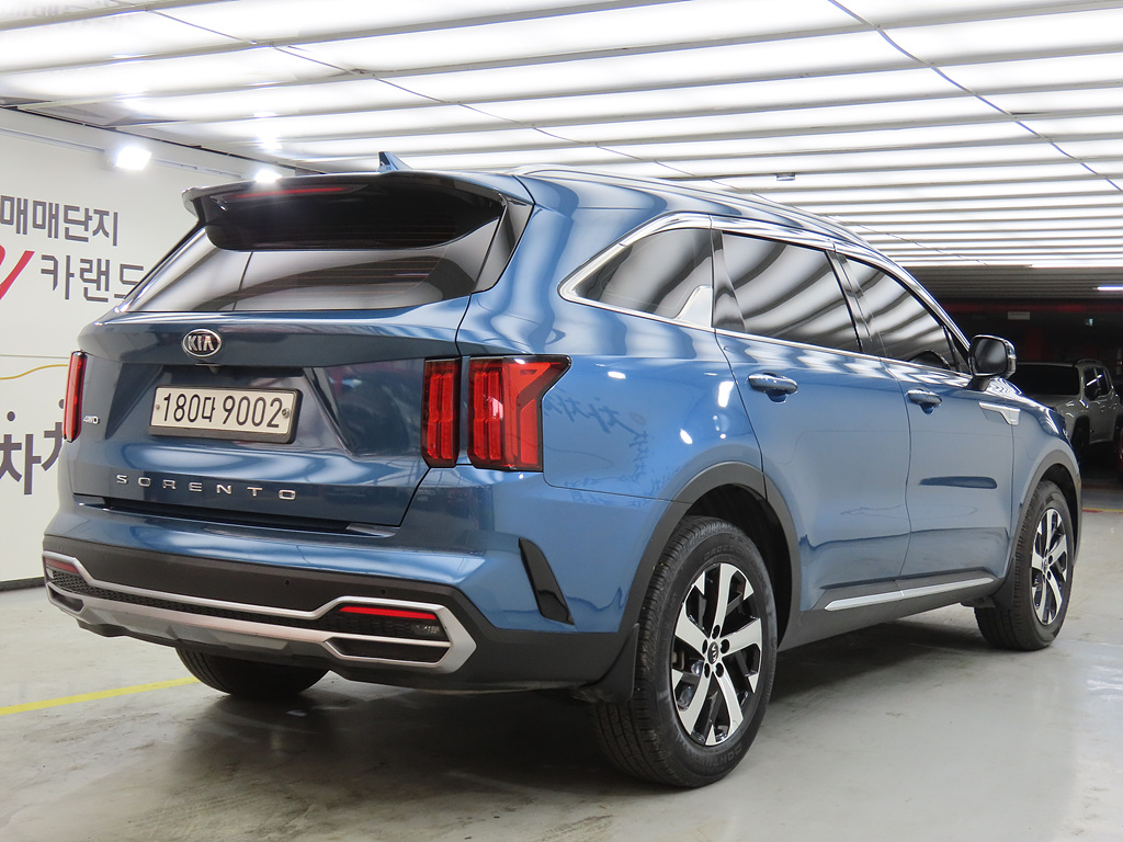 KIA SORENTO photo 3
