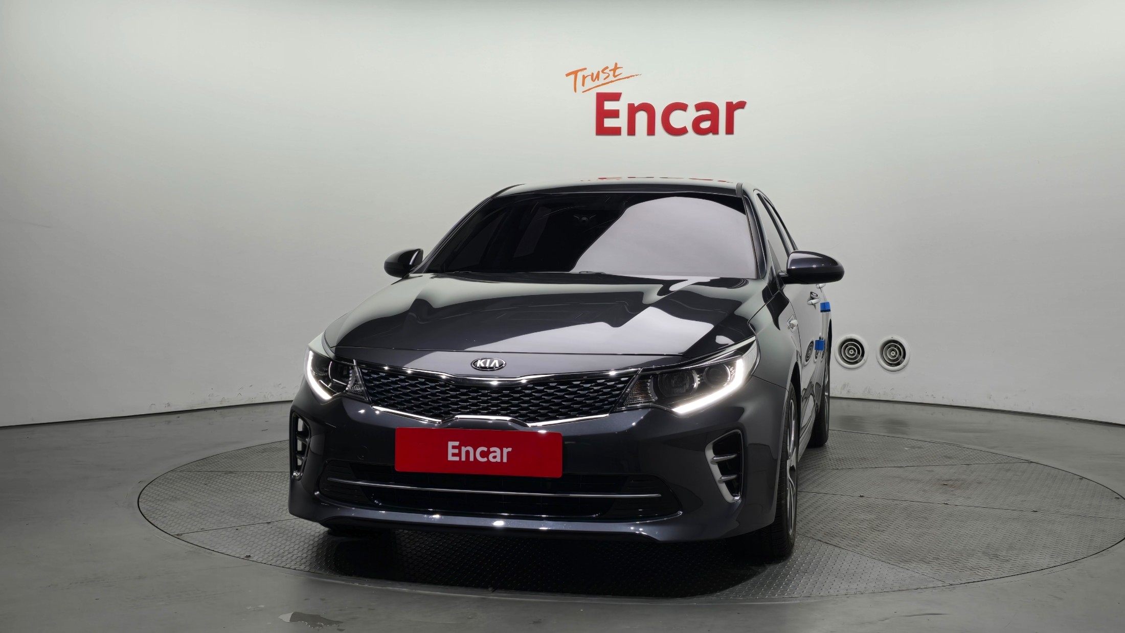 KIA K5 photo 3