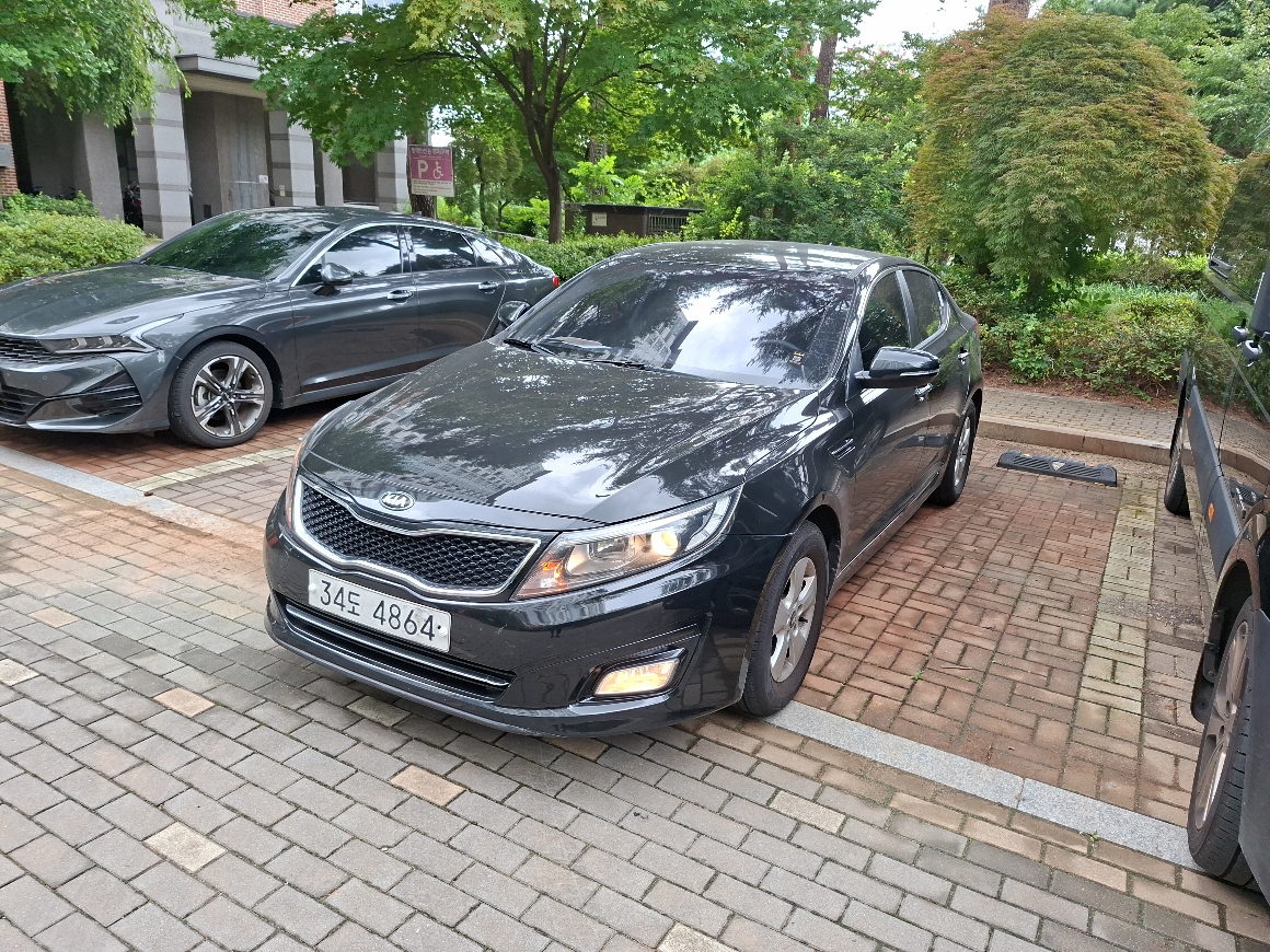 KIA K5