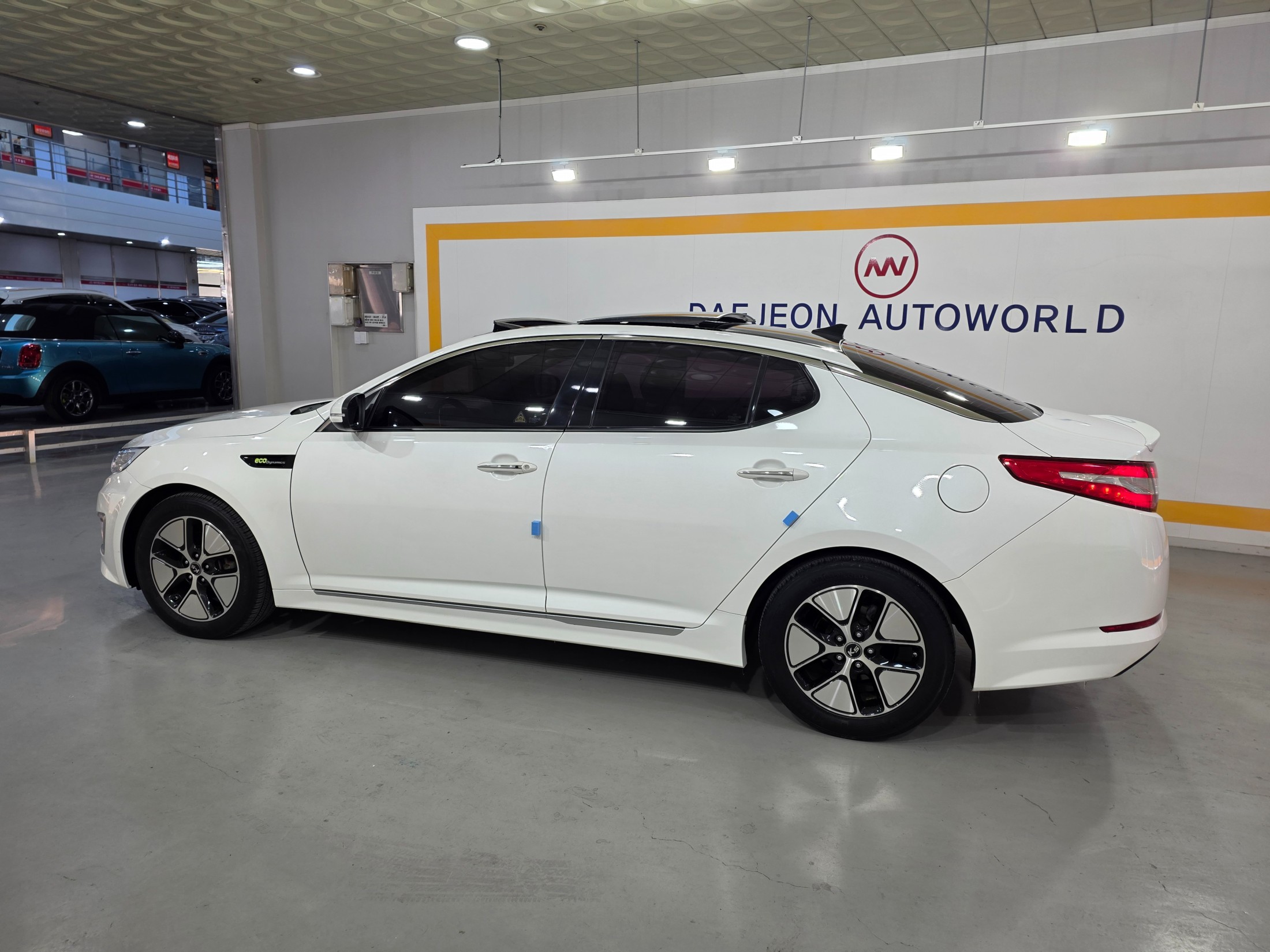 KIA K5 photo 3