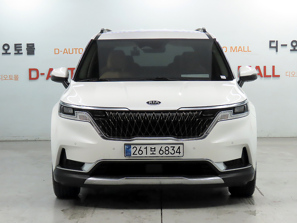KIA CARNIVAL photo 3
