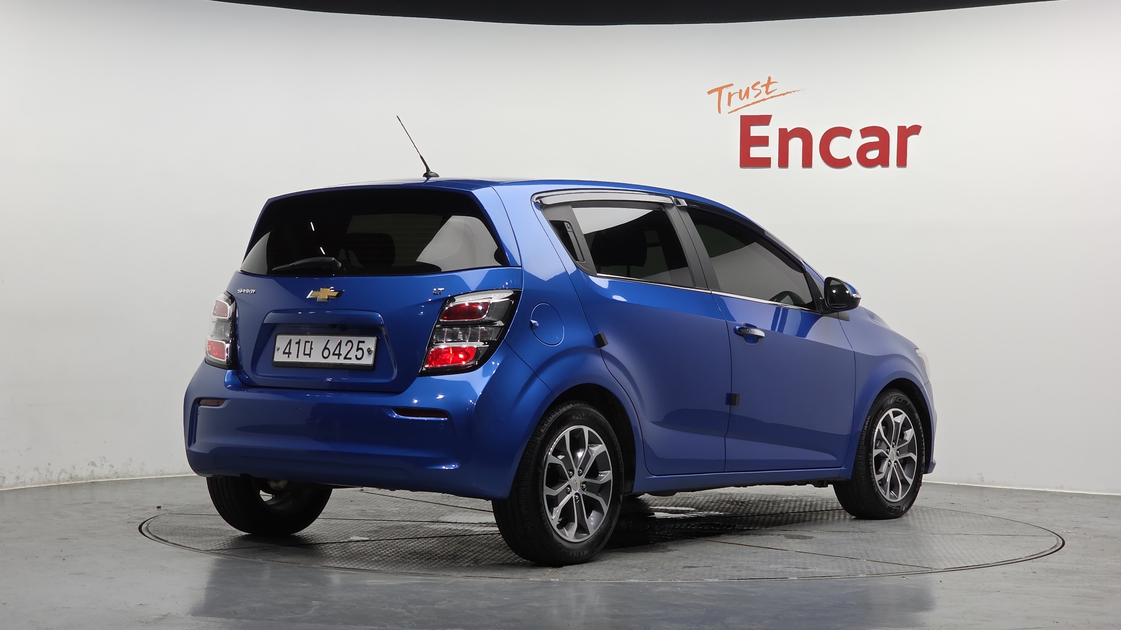 CHEVROLET AVEO photo 2