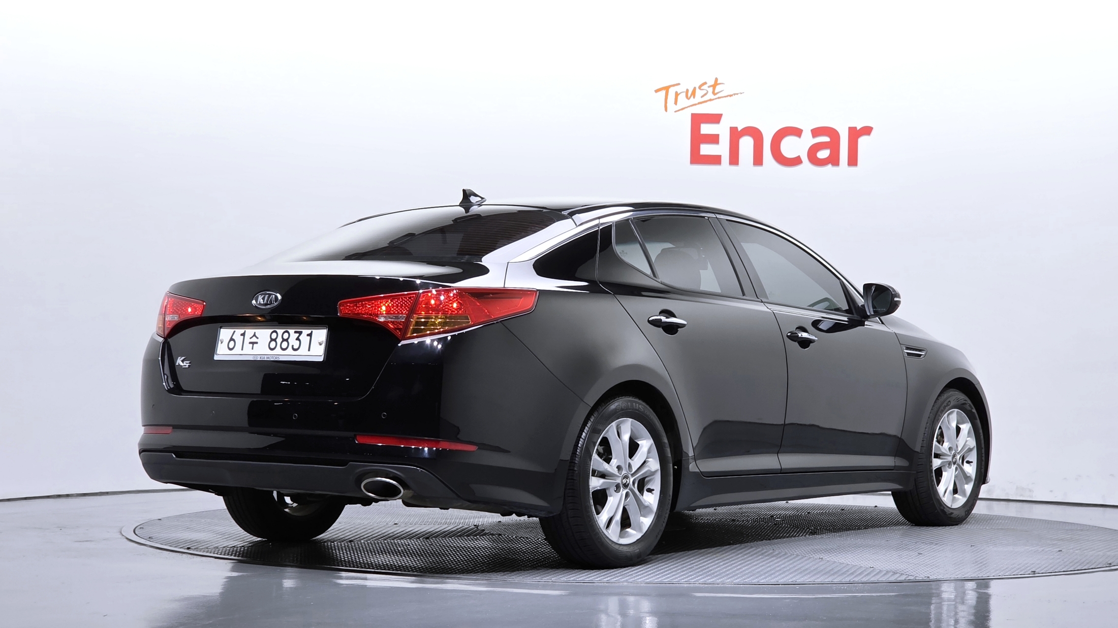 KIA K5 photo 2