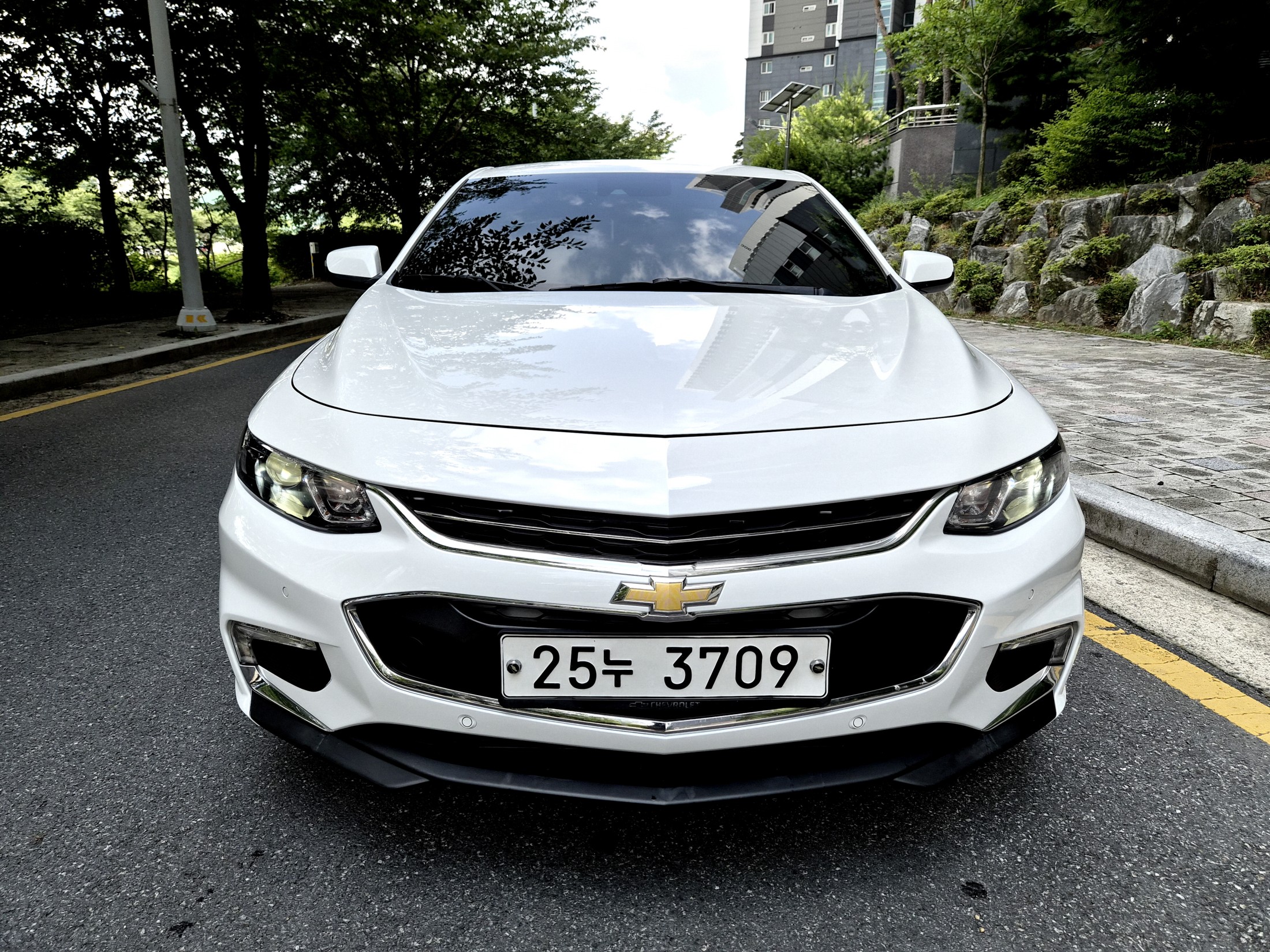CHEVROLET MALIBU photo 2