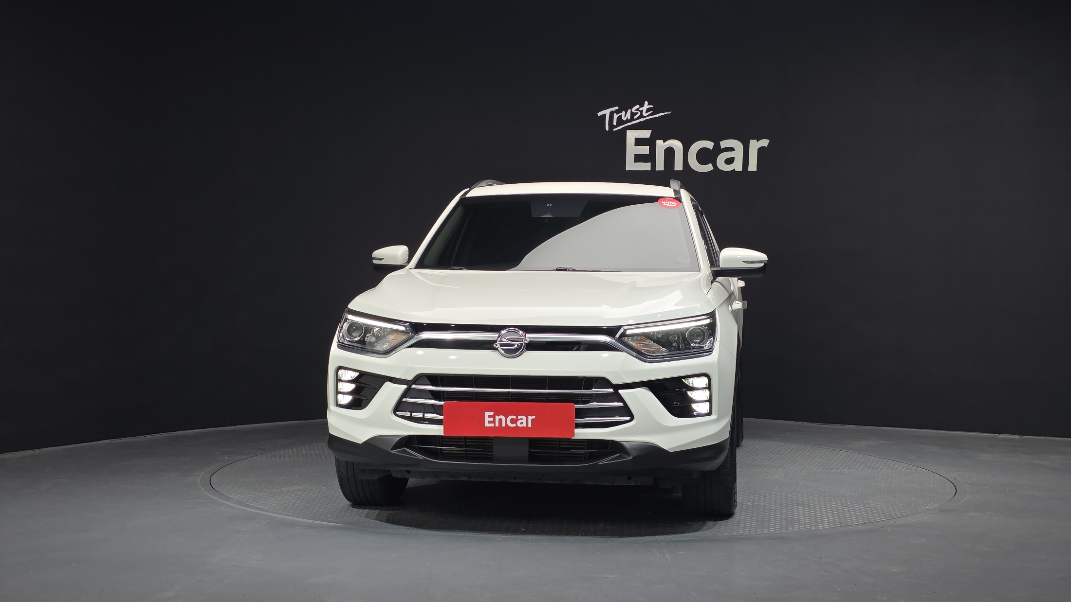 SSANGYONG KORANDO photo 3