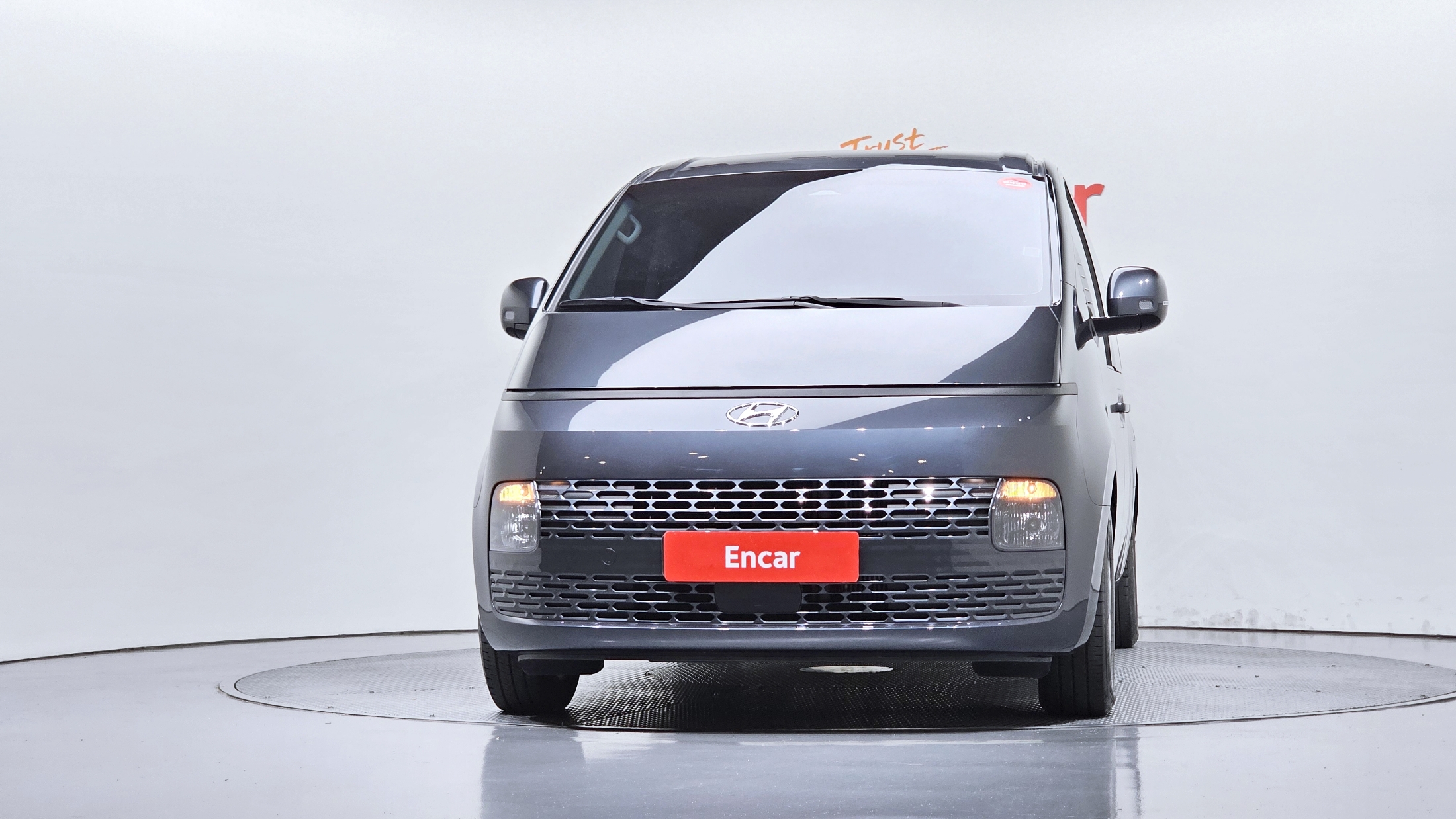 Mazda Bongo rear view