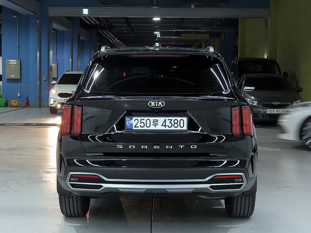 KIA SORENTO photo 3