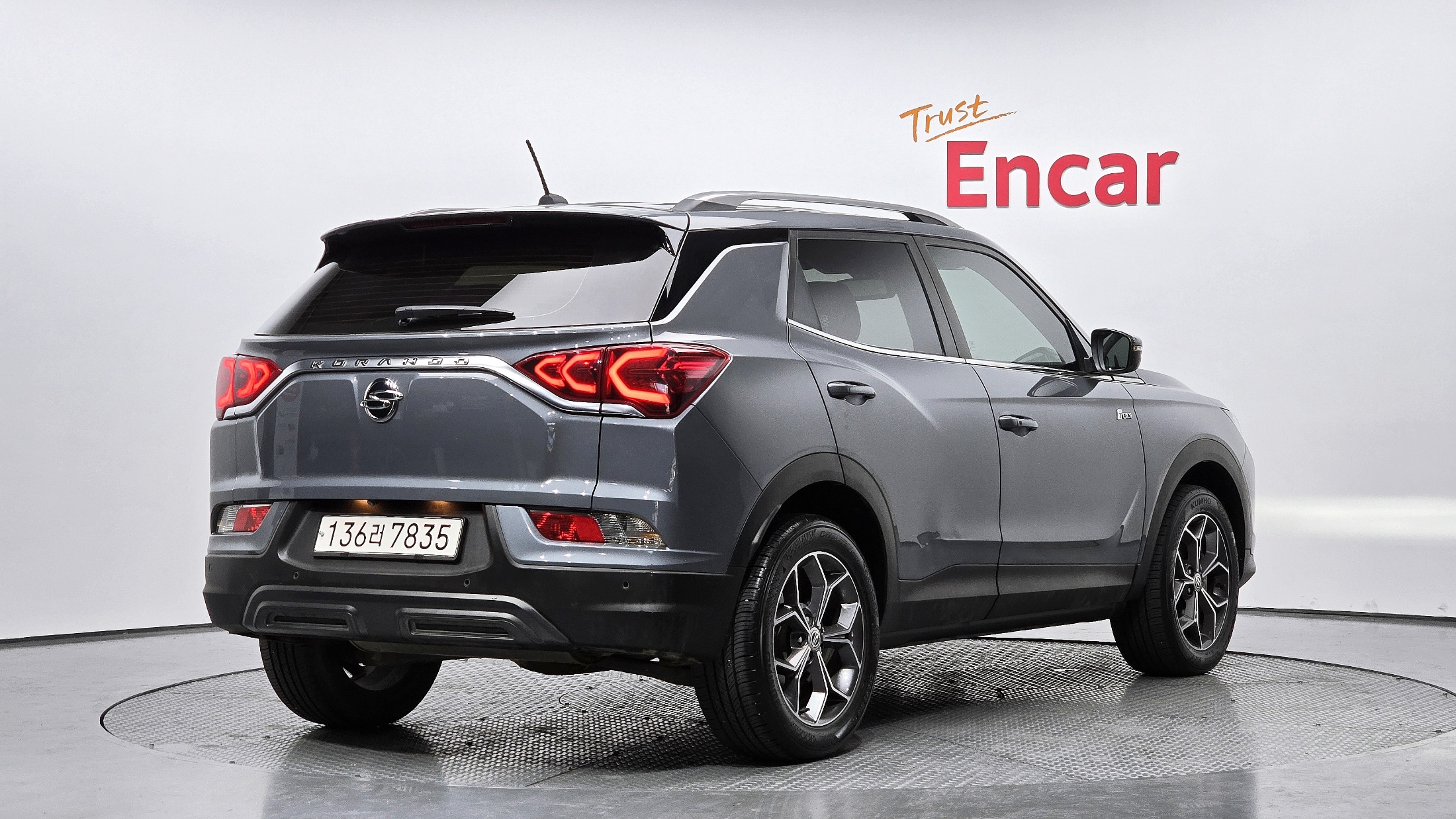 SSANGYONG KORANDO photo 3