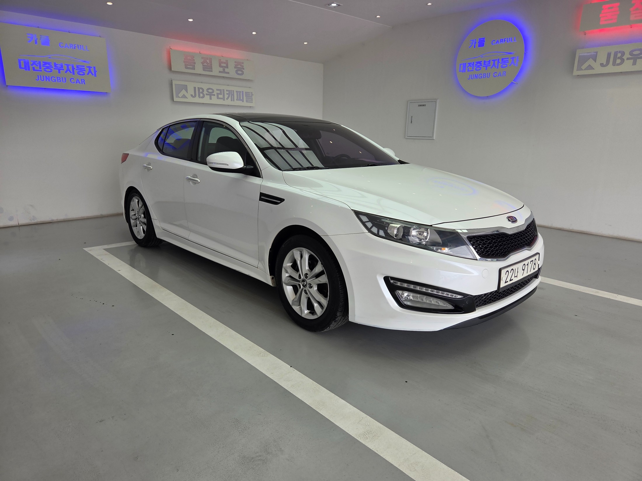 KIA K5 photo 3