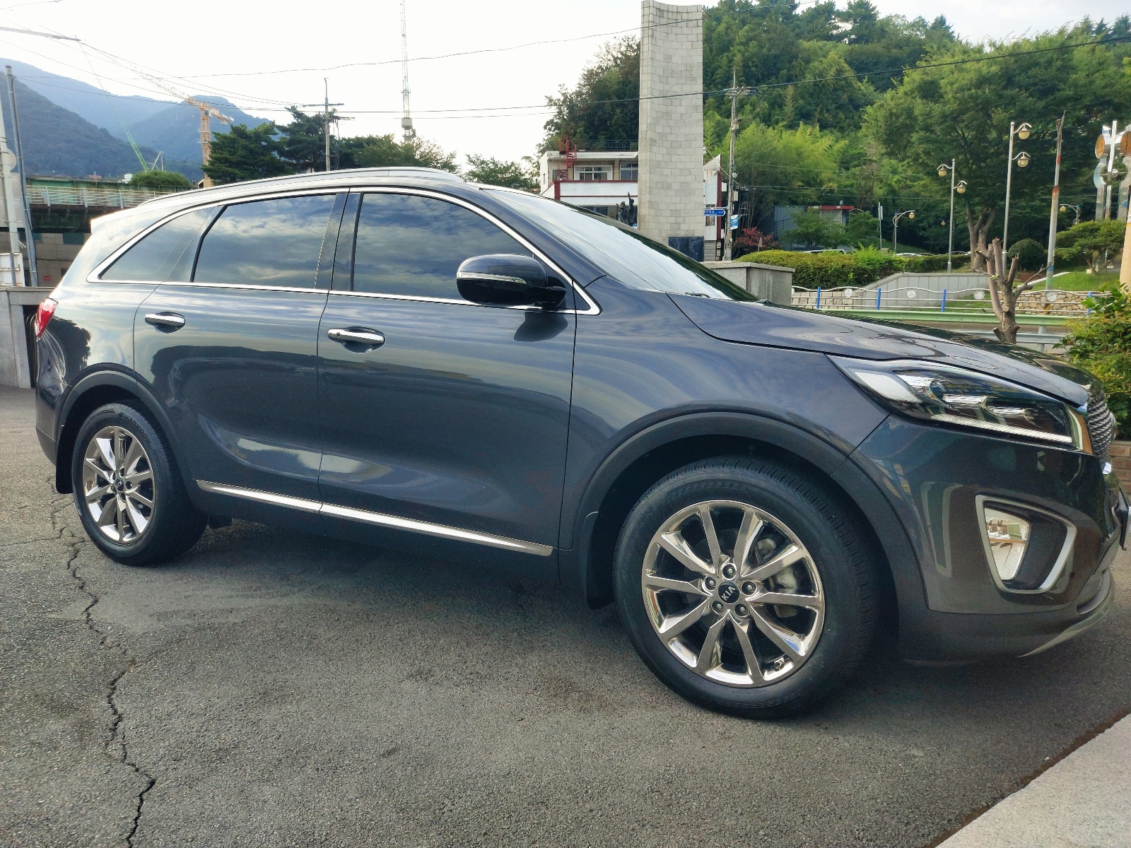 KIA SORENTO photo 2