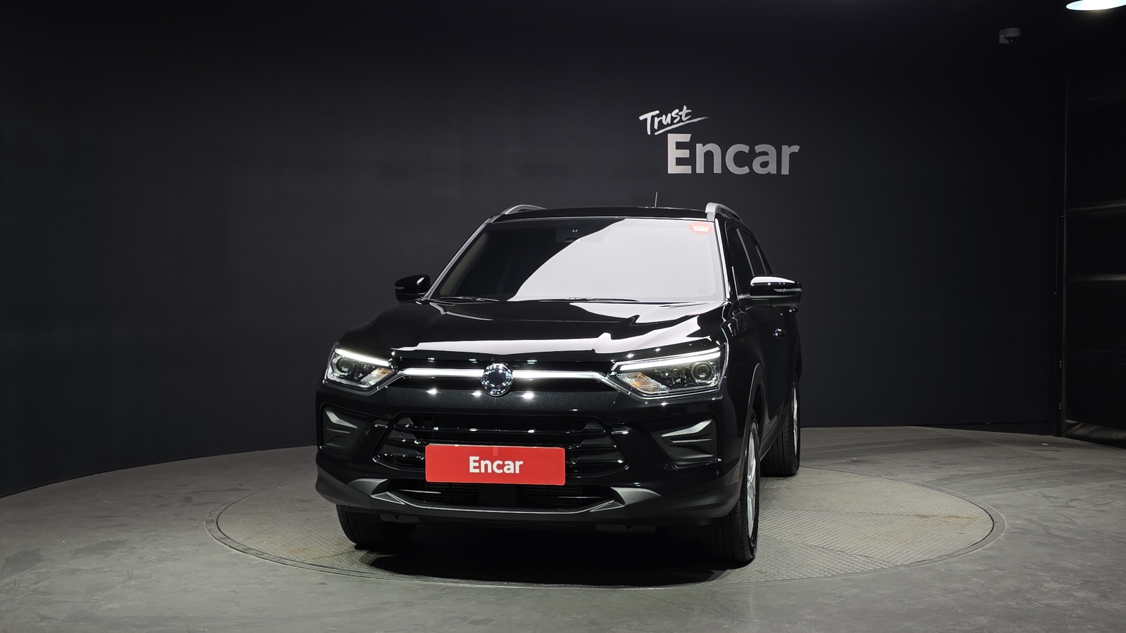 SSANGYONG KORANDO photo 3