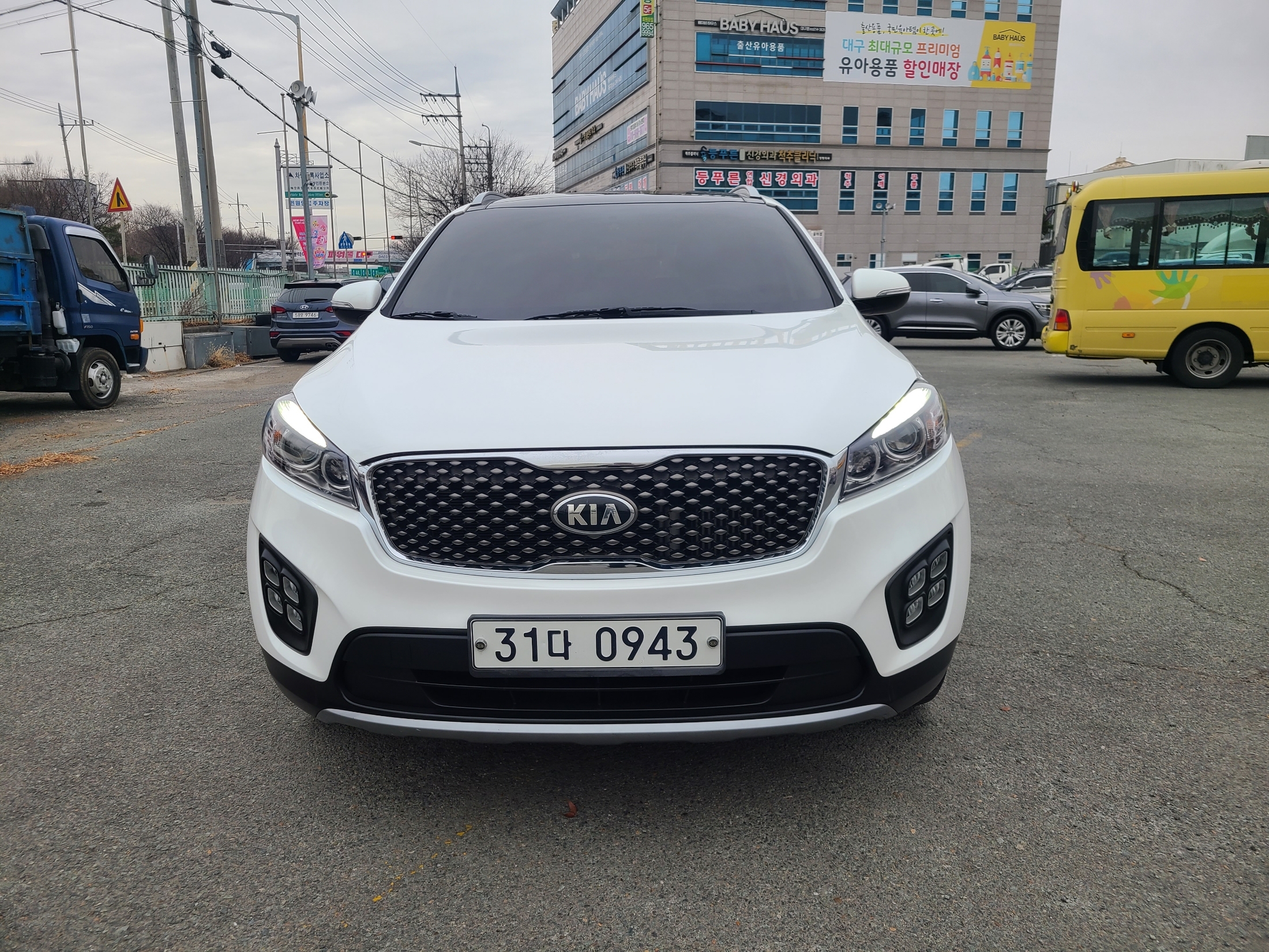 KIA SORENTO photo 2
