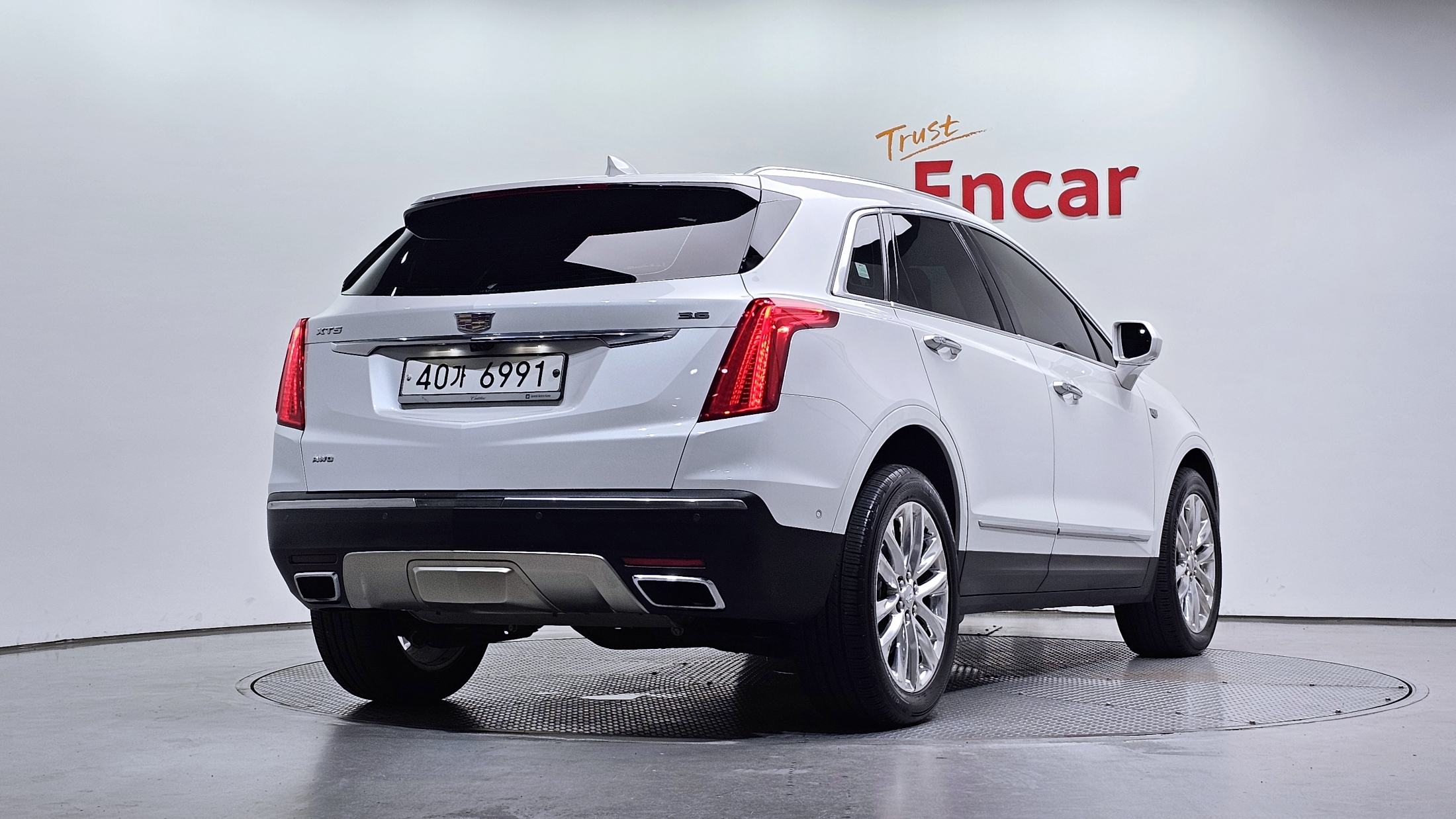 CADILLAC XT5 photo 2