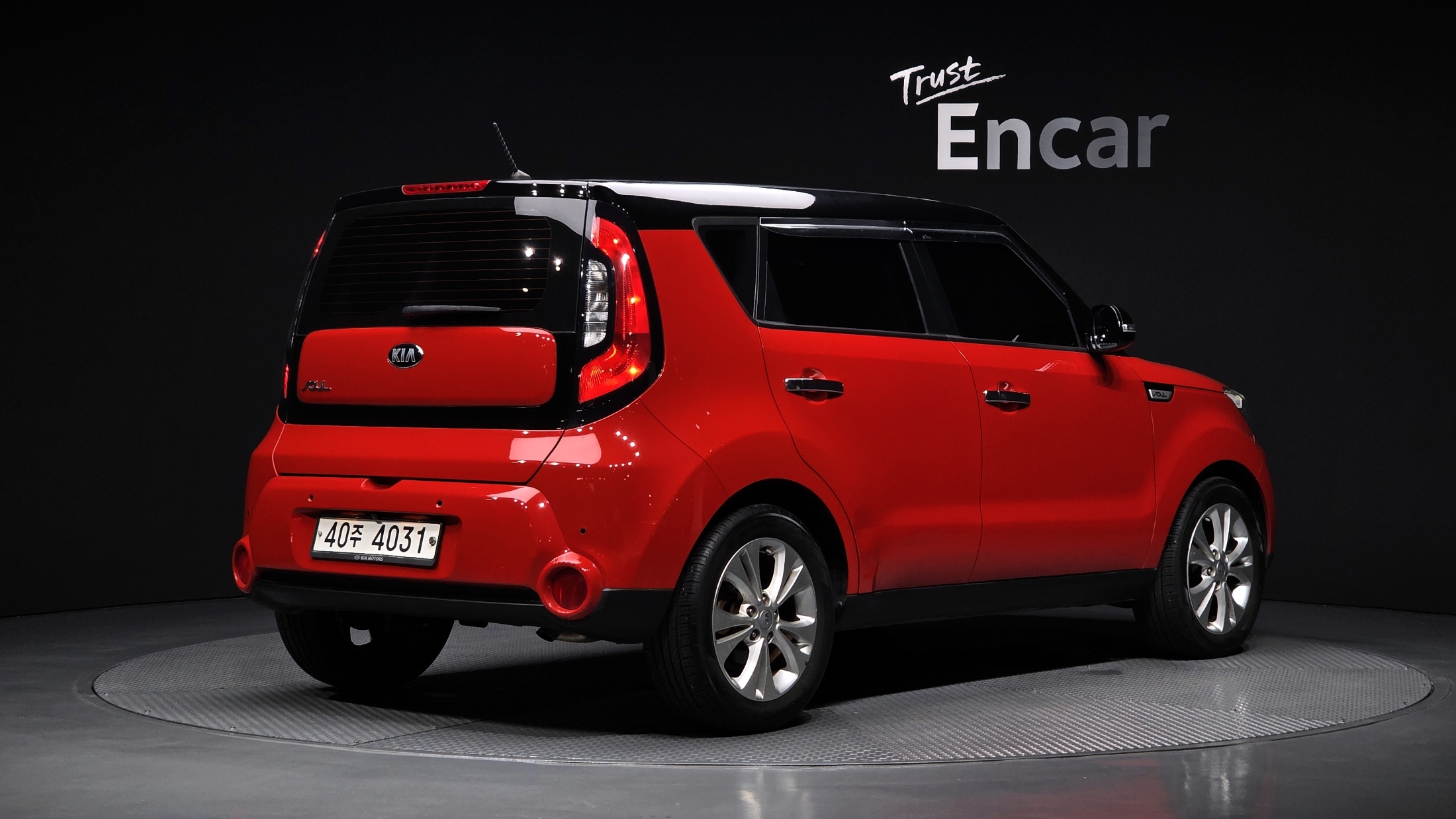 KIA SOUL photo 2