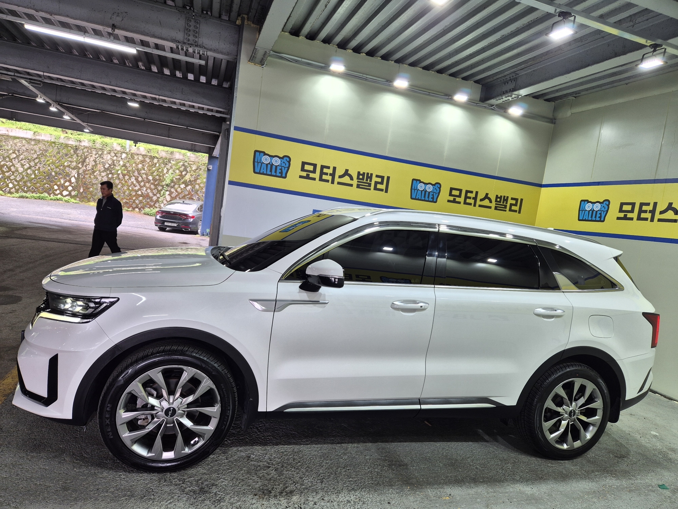 KIA SORENTO photo 3