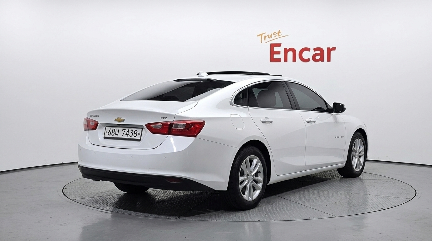 CHEVROLET MALIBU photo 2