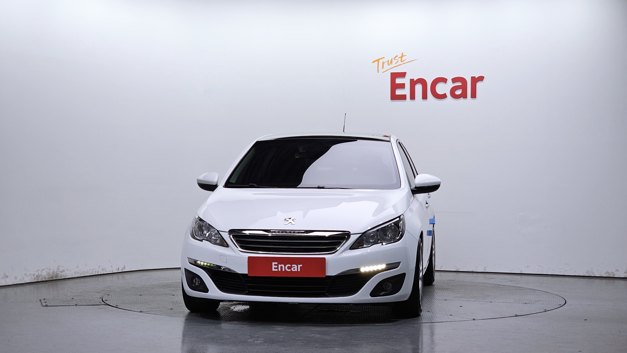 PEUGEOT 308 photo 3