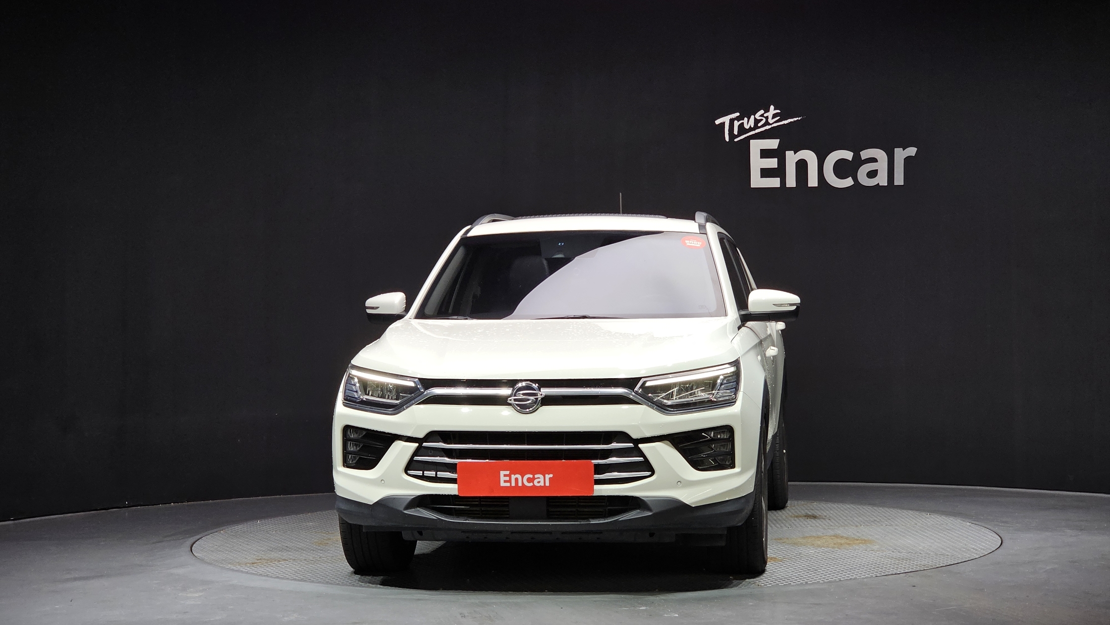 SSANGYONG KORANDO photo 3