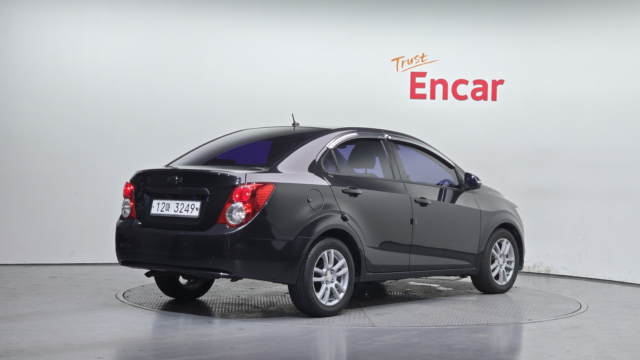 CHEVROLET AVEO photo 2