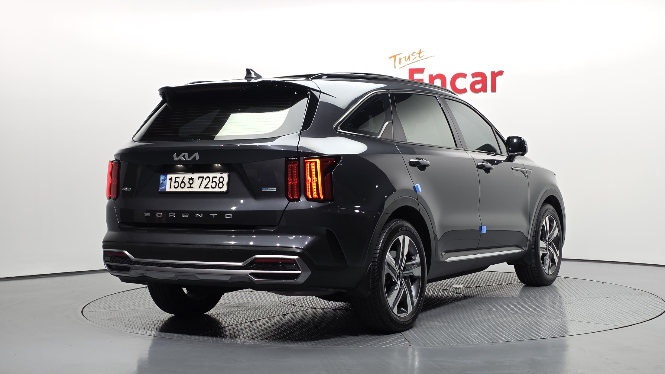 KIA SORENTO photo 2