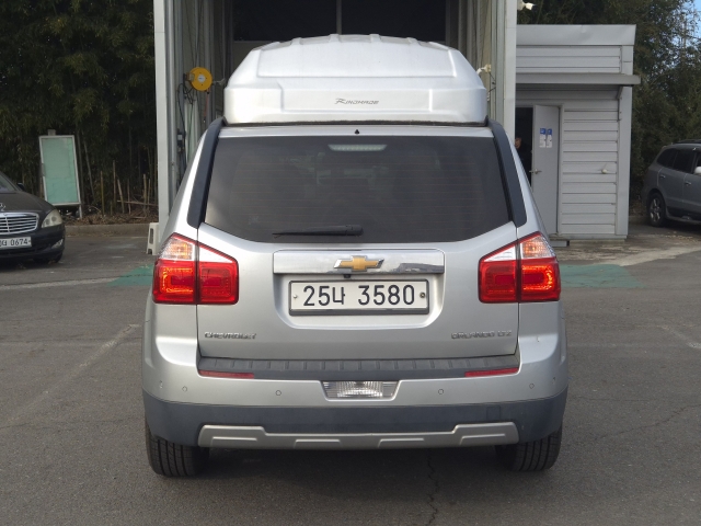 Mazda Bongo rear view
