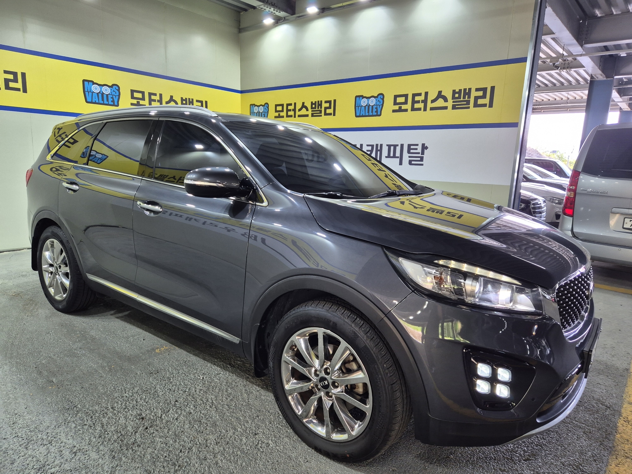 KIA SORENTO photo 3