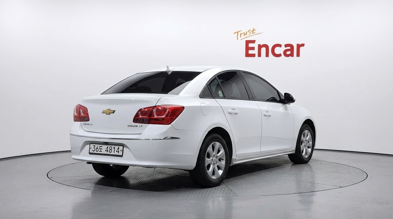 CHEVROLET CRUZE photo 2
