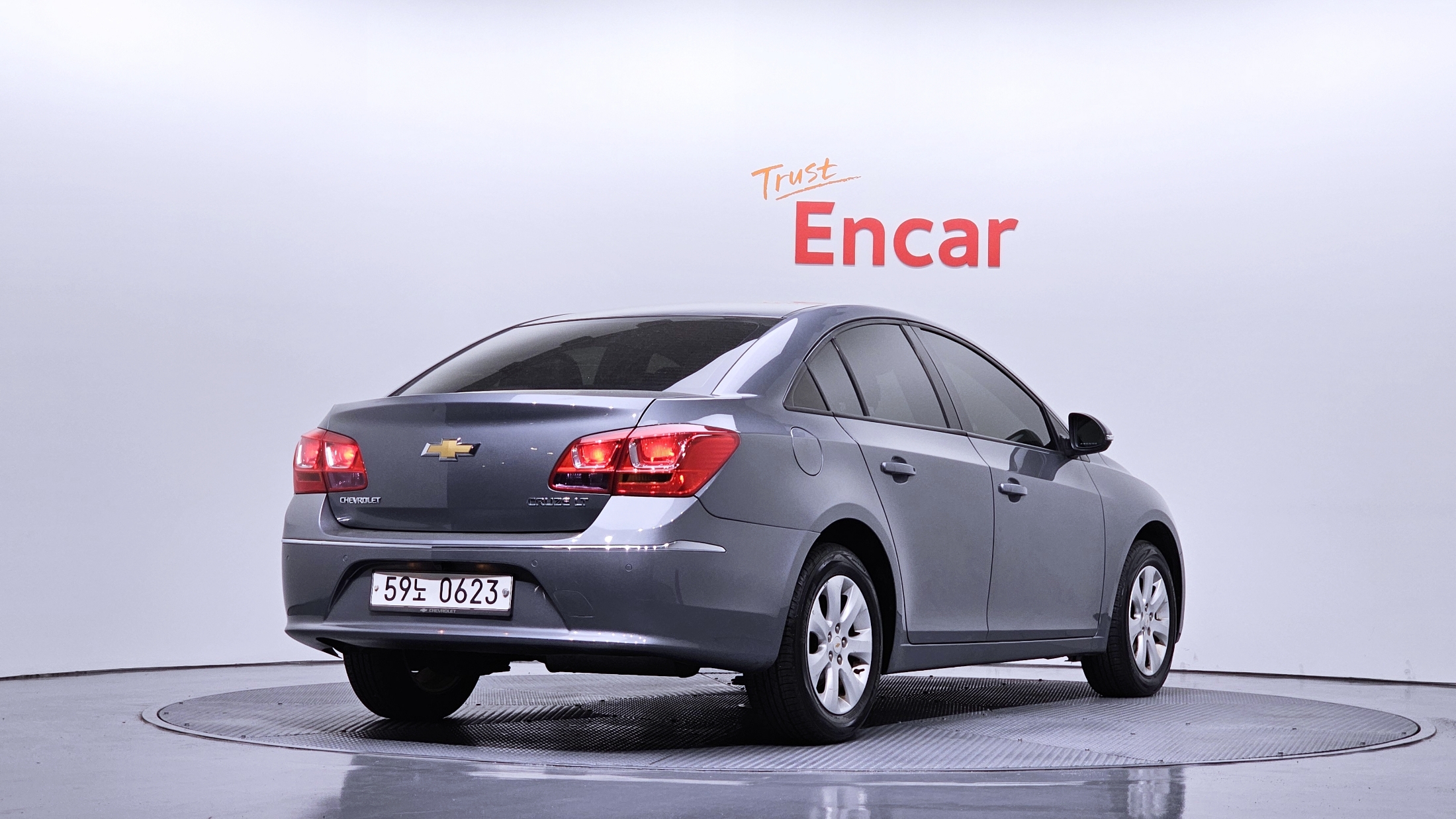 CHEVROLET CRUZE photo 2