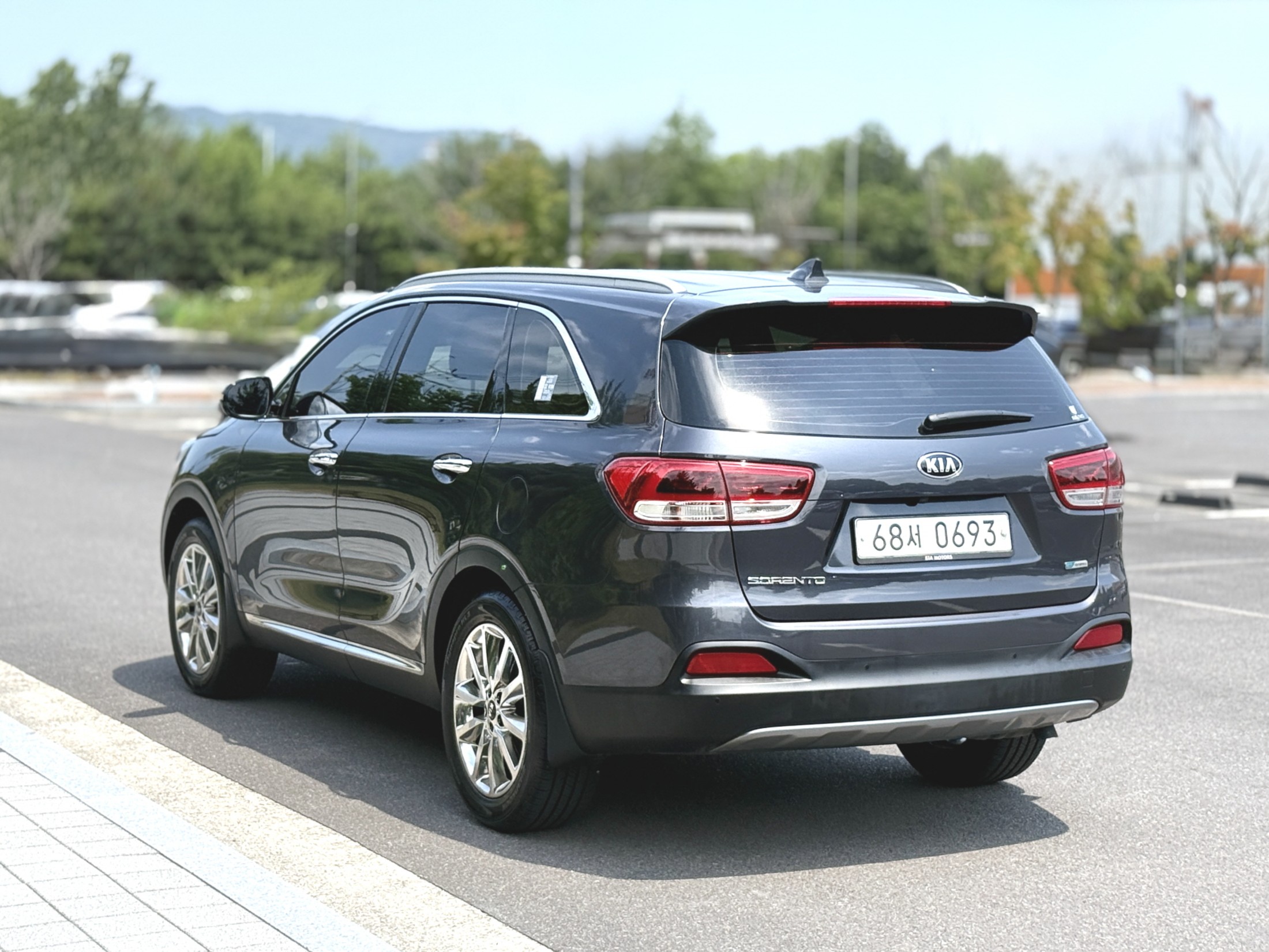 KIA SORENTO photo 3