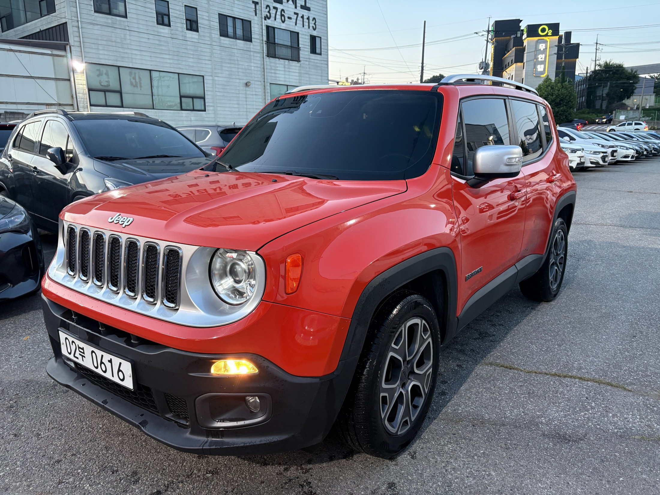 Mazda Bongo front view