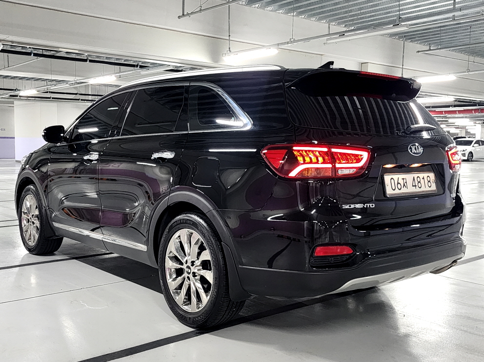 KIA SORENTO photo 3