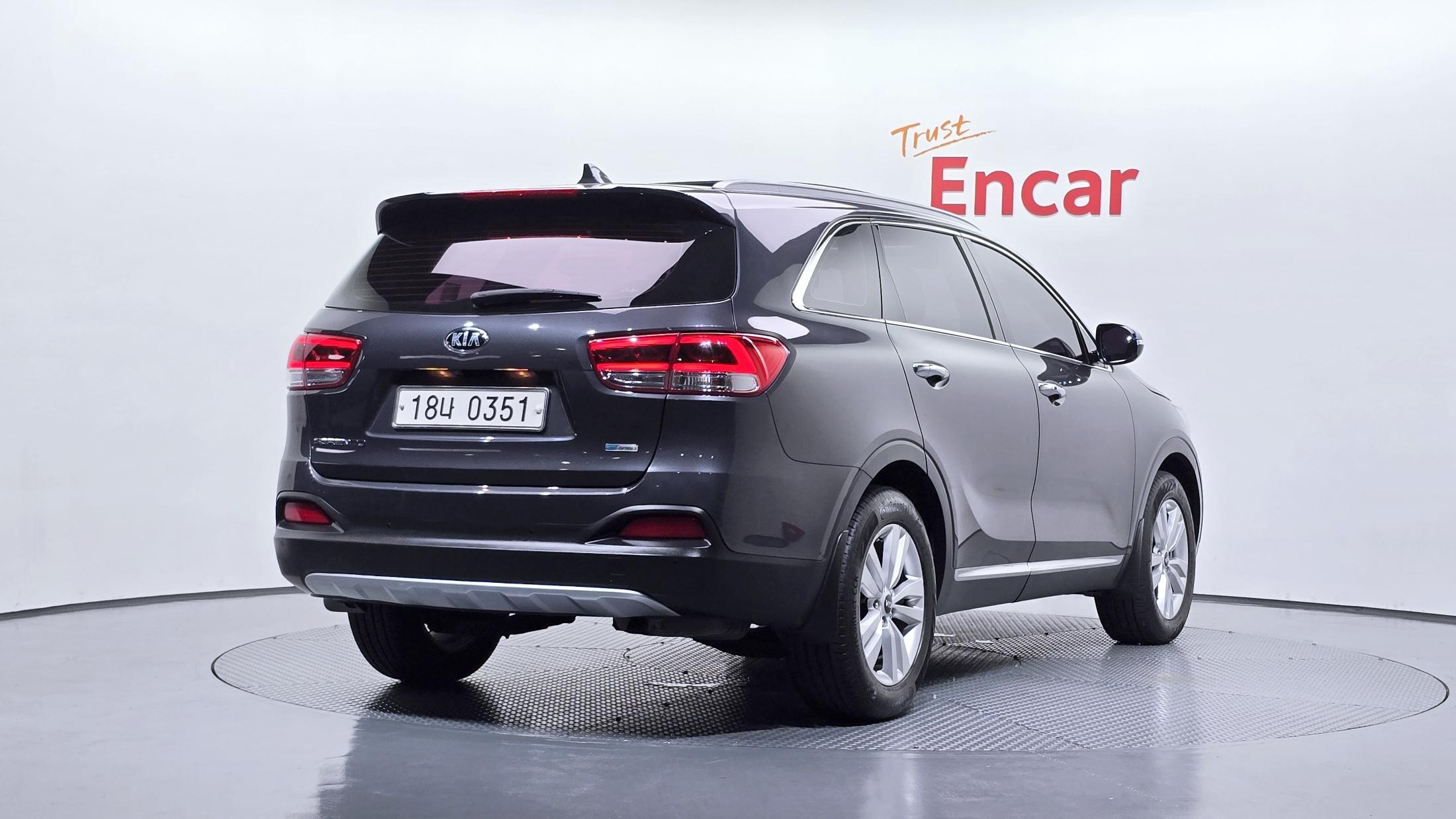 KIA SORENTO photo 2