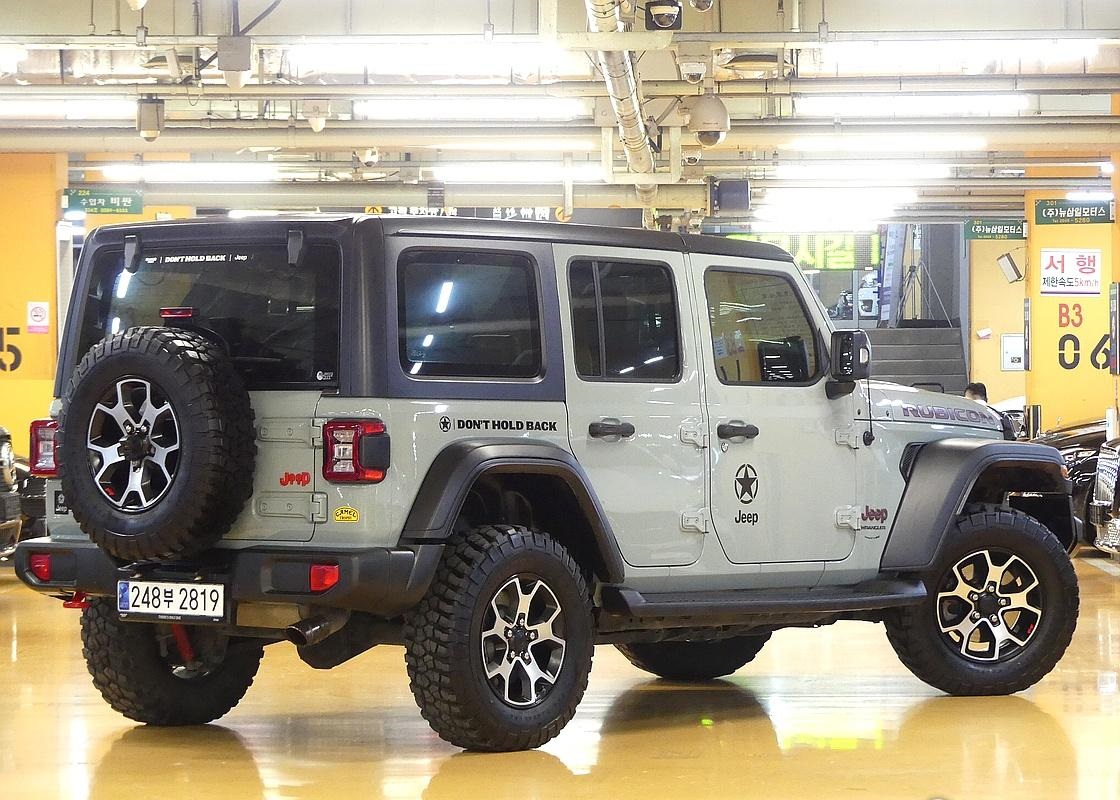 JEEP WRANGLER photo 2