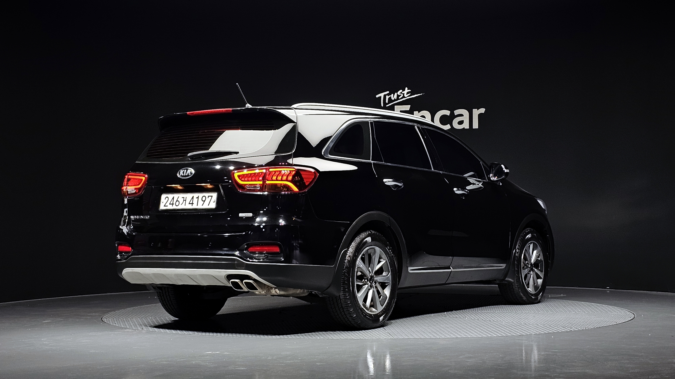 KIA SORENTO photo 2
