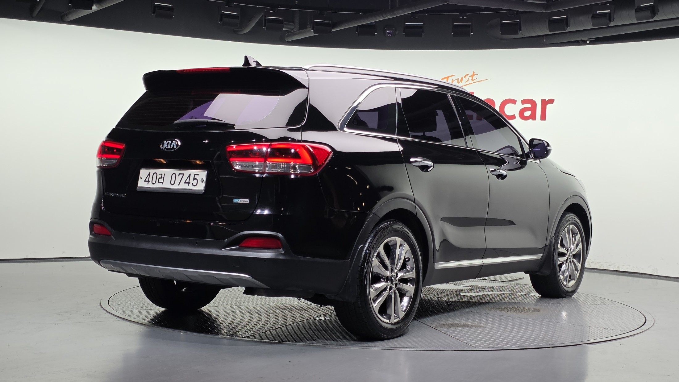 KIA SORENTO photo 2