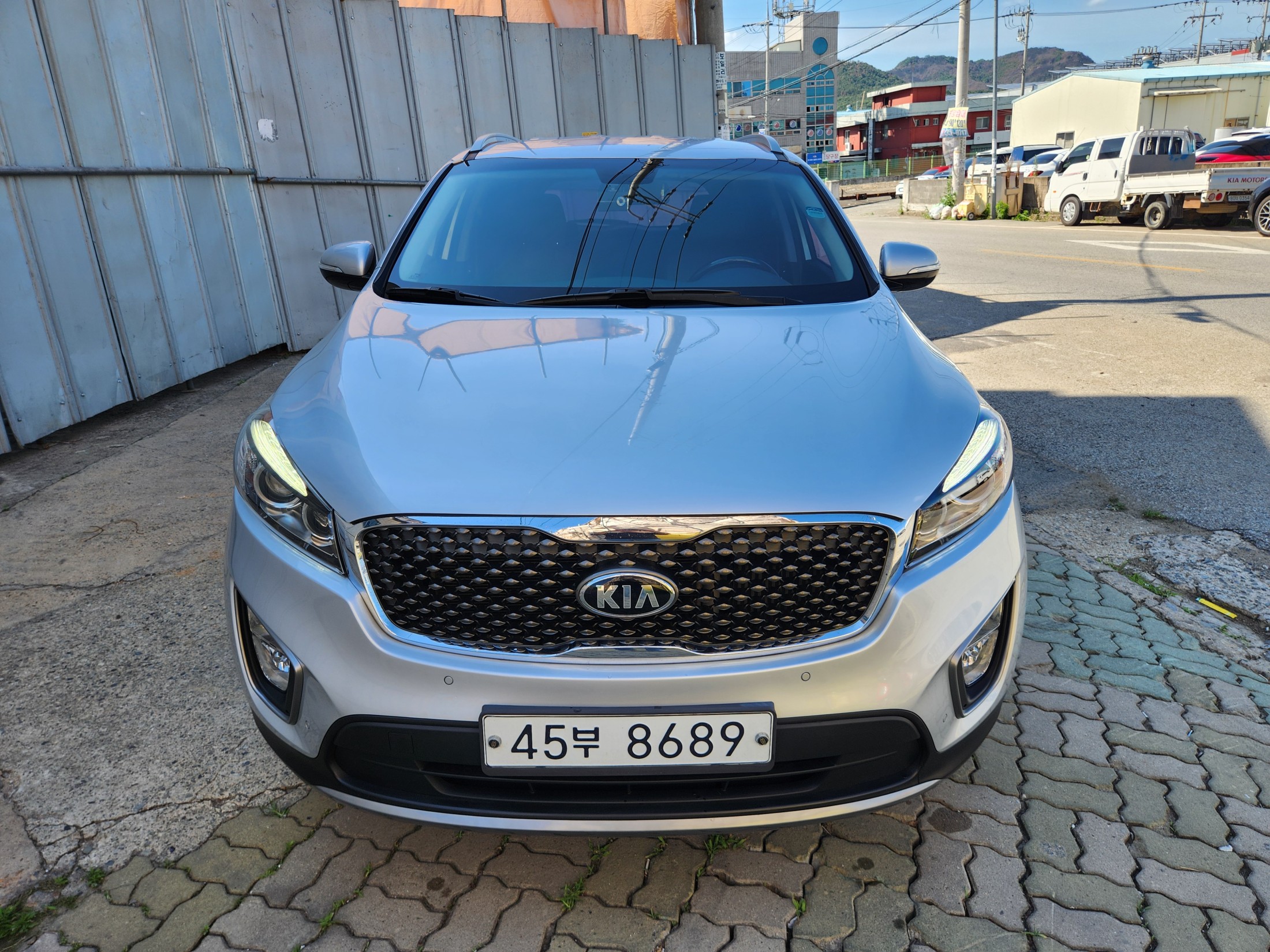 KIA SORENTO photo 3