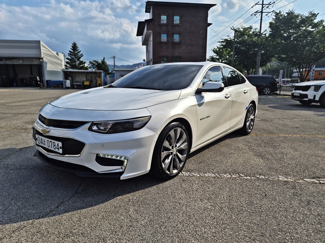 CHEVROLET MALIBU photo 3