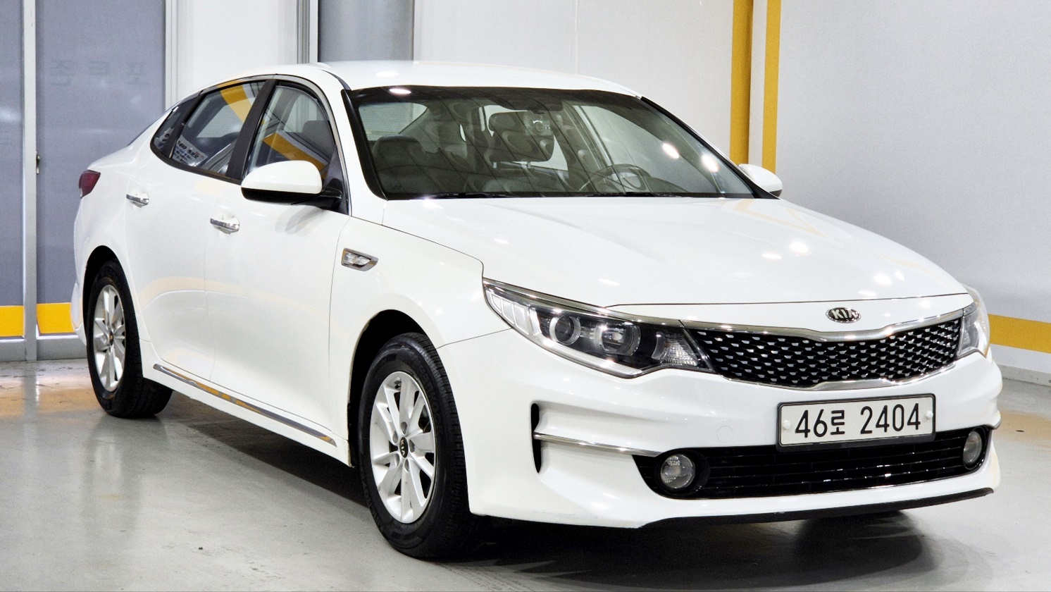 KIA K5 photo 2
