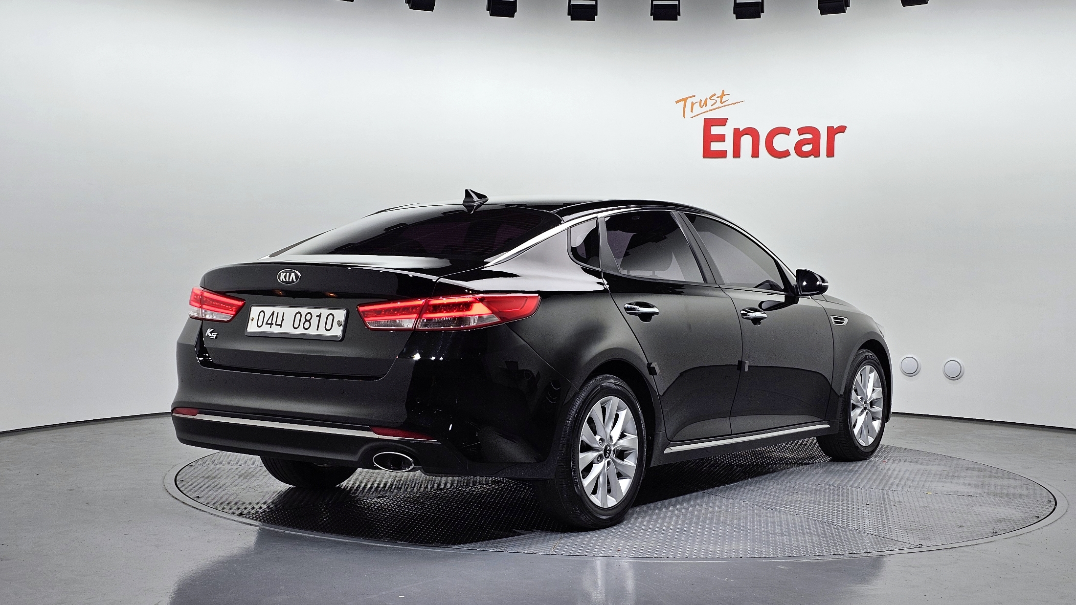 KIA K5 photo 2