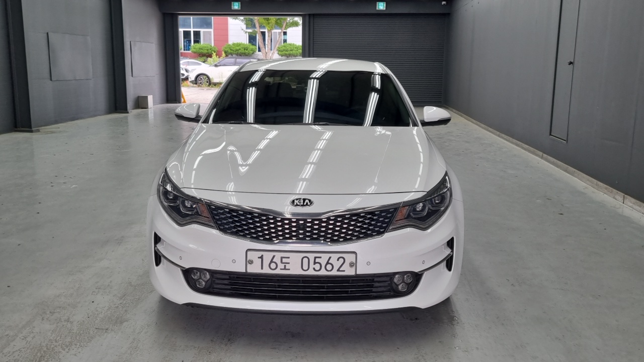 KIA K5 photo 3