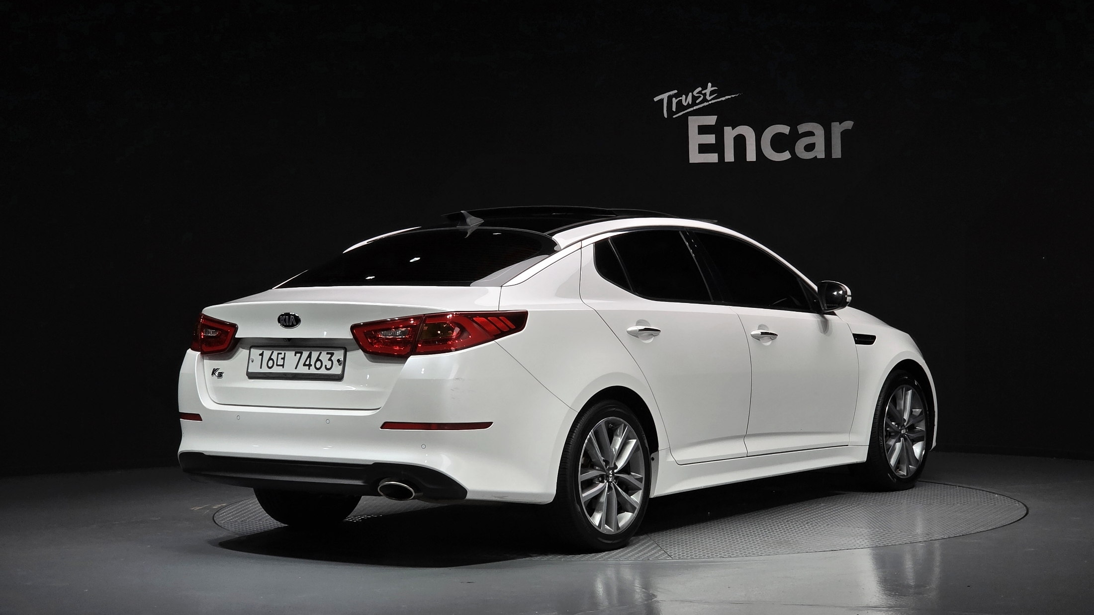KIA K5 photo 2