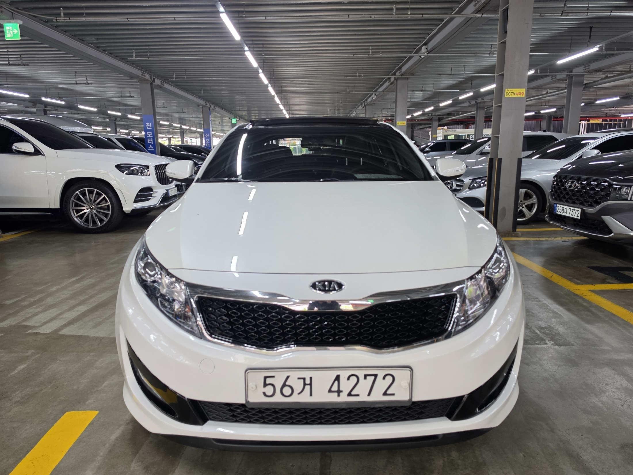 KIA K5 photo 2