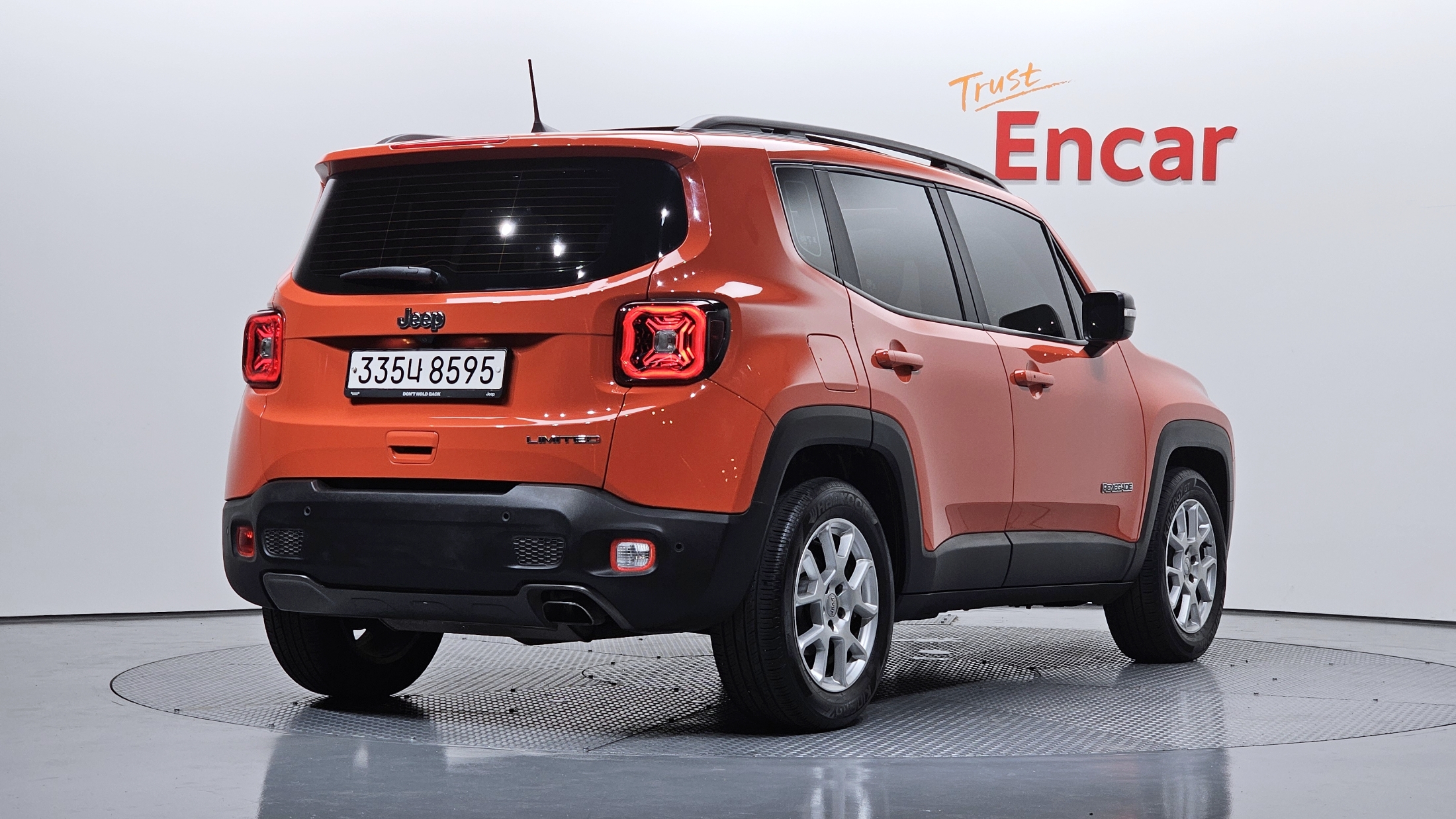 JEEP RENEGADE photo 2