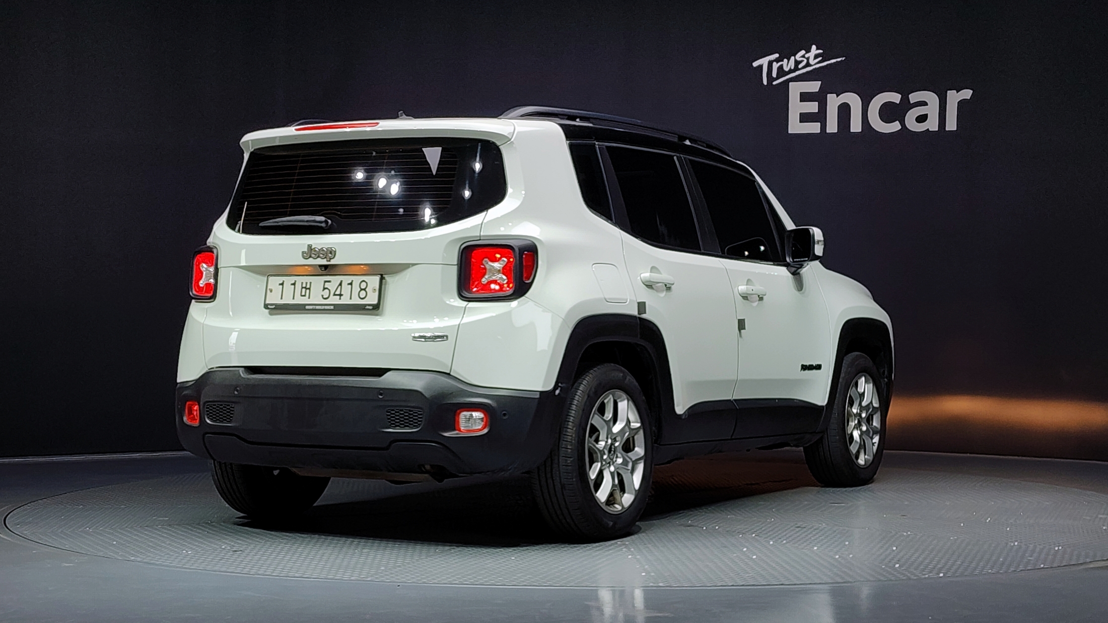 JEEP RENEGADE photo 2